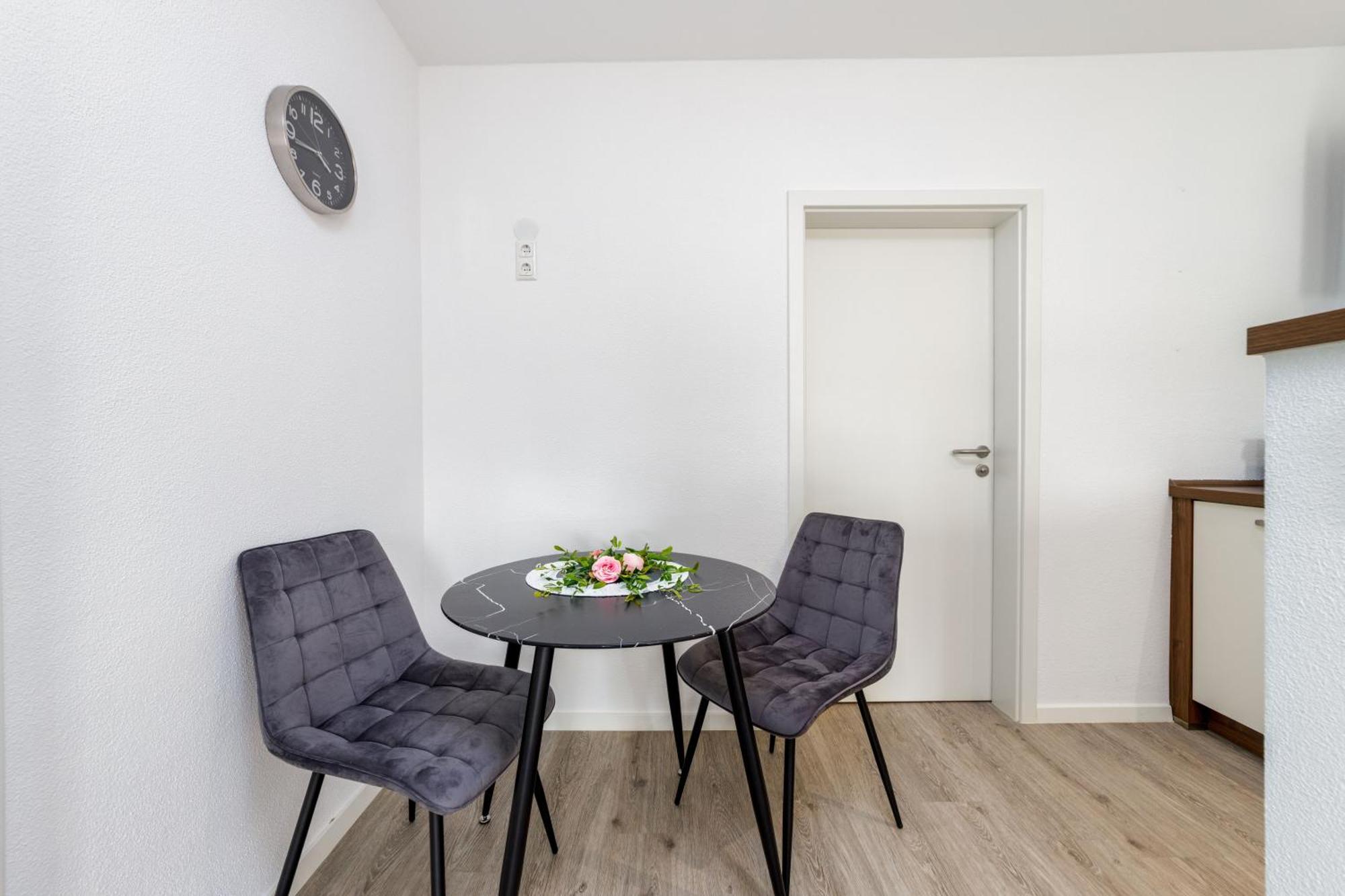 Moselstern Appartements Kinheim Exterior foto